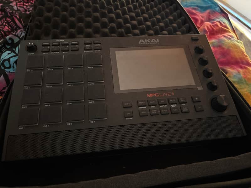 Akai MPC Live II + MAGMA case + accesories image 1