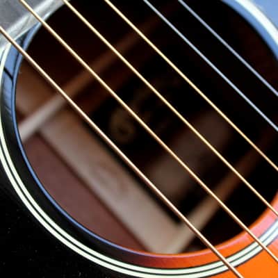 MARTIN "CEO-7 Custom & Special Editions, 00-14 Fret Slope Shoulder" HARDCASE image 17