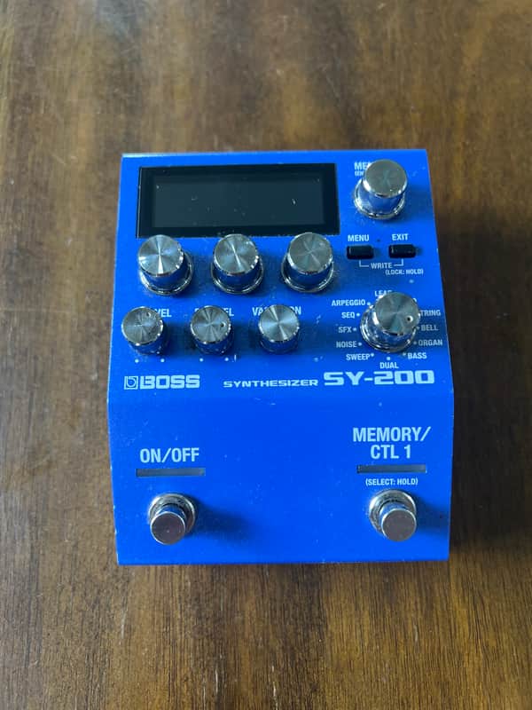 Boss SY-200