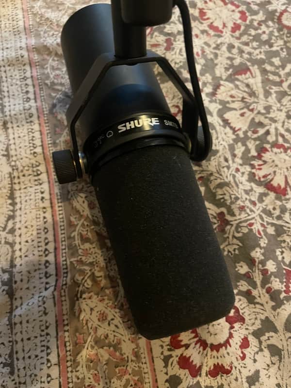 (Mint) Shure SM7B Cardioid Dynamic Microphone 2001 - Present - Black image 1