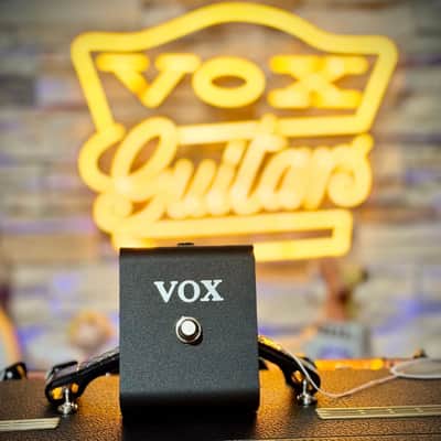 Vox AC15 HW R1 X Hand Wired 2 Channel Reverb 15 Watt 1x12"  Celestion Alnico Guitar Combo image 24