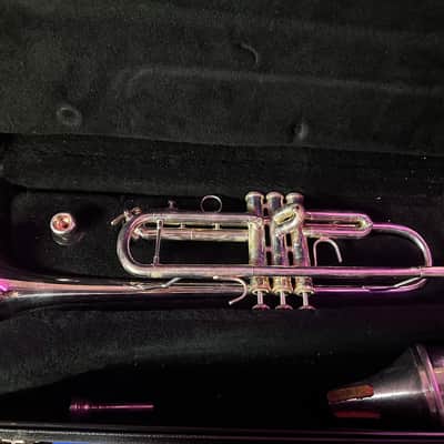 Bach TR300 Trumpet / C44000 image 2