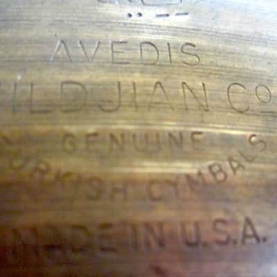 18" Zildjian Avedis Thin Crash Cymbal Vintage image 3