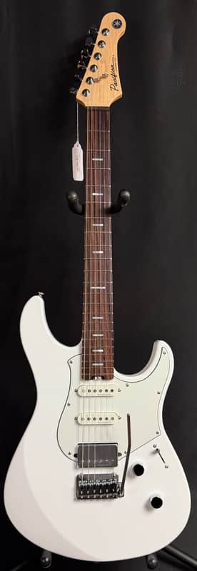 Yamaha PACS+12 Pacifica Standard Plus Electric Guitar Shell White Finish w/ Gig Bag (014) image 1