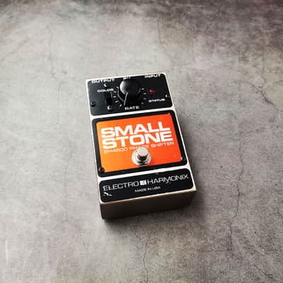 Electro-Harmonix Small Stone EH4800 Phase Shifter | Reverb Electro-Harmonix Small Stone EH4800 Phase Shifter | Reverb