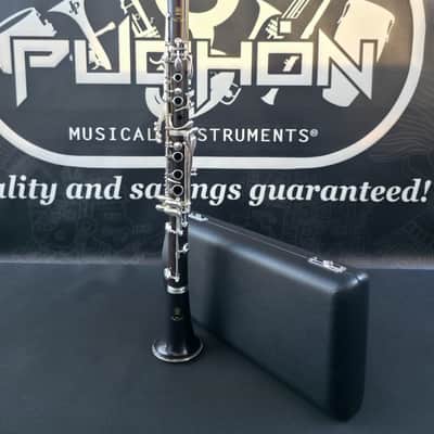 Yamaha YCL-650 Grenedilla  Wood Bb Clarinet Silver Keys - Professional image 8