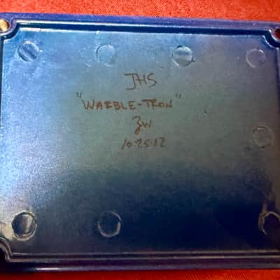 JHS Warble Tron 2012 - Blue serial #89 image 3