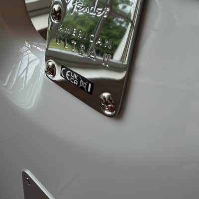 2026 Fender American Ultra II Stratocaster Maple - Avalanche White image 13