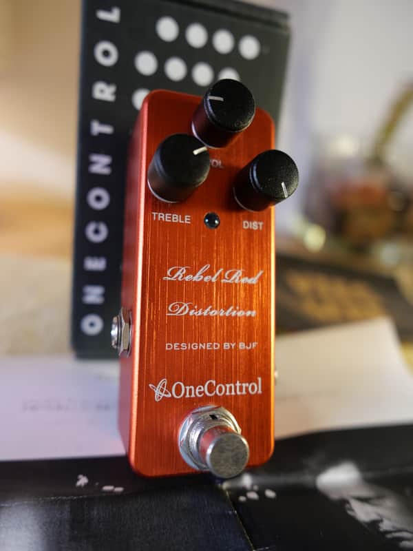 One Control Rebel Red Distortion image 1