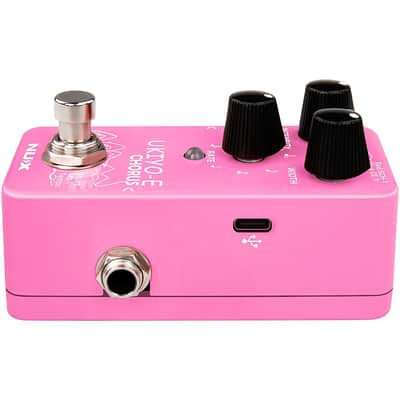 NUX NCH-4 UKIYO-E Mini Pedal with Three Vintage Chorus Models Effects Pedal Regular Pink image 5