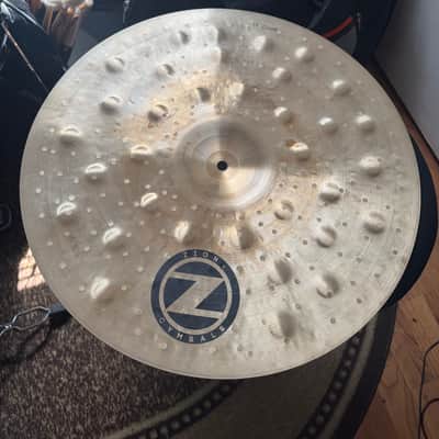Zion 18" Crash image 3
