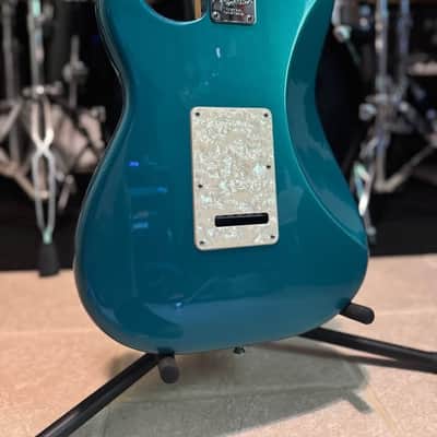 Fender 2017 American Elite Fender Strat 2017 - Blue image 4