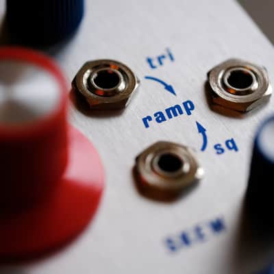 Buchla clone (Mazovia Modules) TAU Dual VCO - Silver image 5