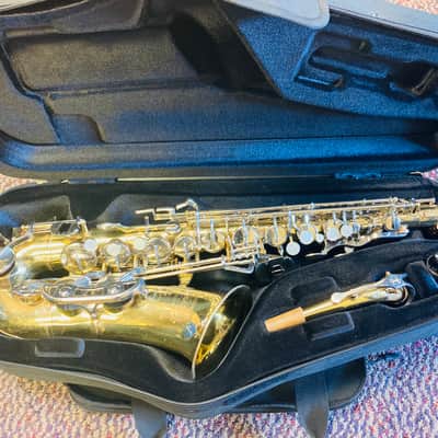 Bundy Alto Sax 70"s? - Lacquer student model Bundy saxophone. image 1