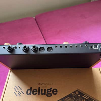 Synthstrom Audible Deluge + 256GB SD Card + DeckSaver + Carry Bag - 64-Voice Desktop Synthesizer with Numeric Display 2016 - 2022 - Black image 13