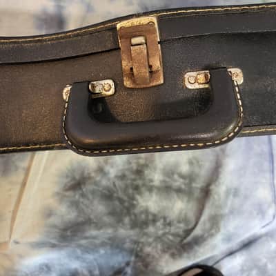 Vintage RARE 1969 Harmony Batwing Mandolin Case Black Red Plush Interior image 8