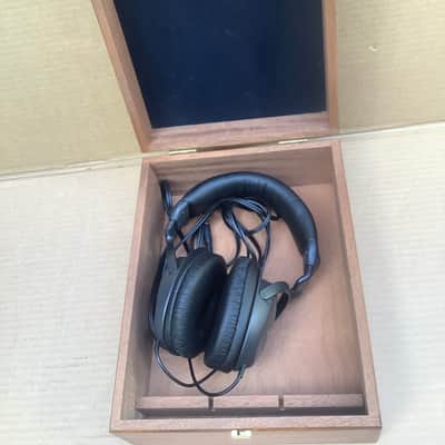 Sony MDR-CD550 Vintage Headphones Digital Reference monitor MDR CD 550 with original box image 4