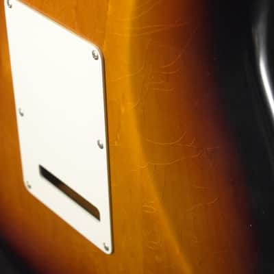Mint Fender American Ultra Luxe Vintage '50s Stratocaster 3-Color Sunburst Maple Fingerboard image 8