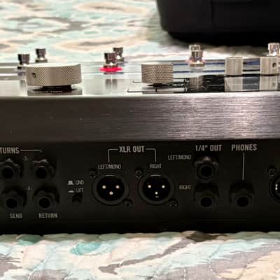 Line 6 Helix Floor unit 2021 - Black image 2