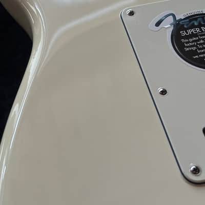 Fender American Standard Stratocaster with Maple Fretboard 2008 Olympic White image 11