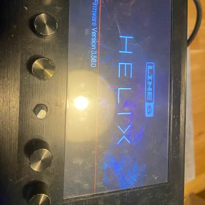 Line 6 Helix Floor Multi-Effect and Amp Modeler image 9