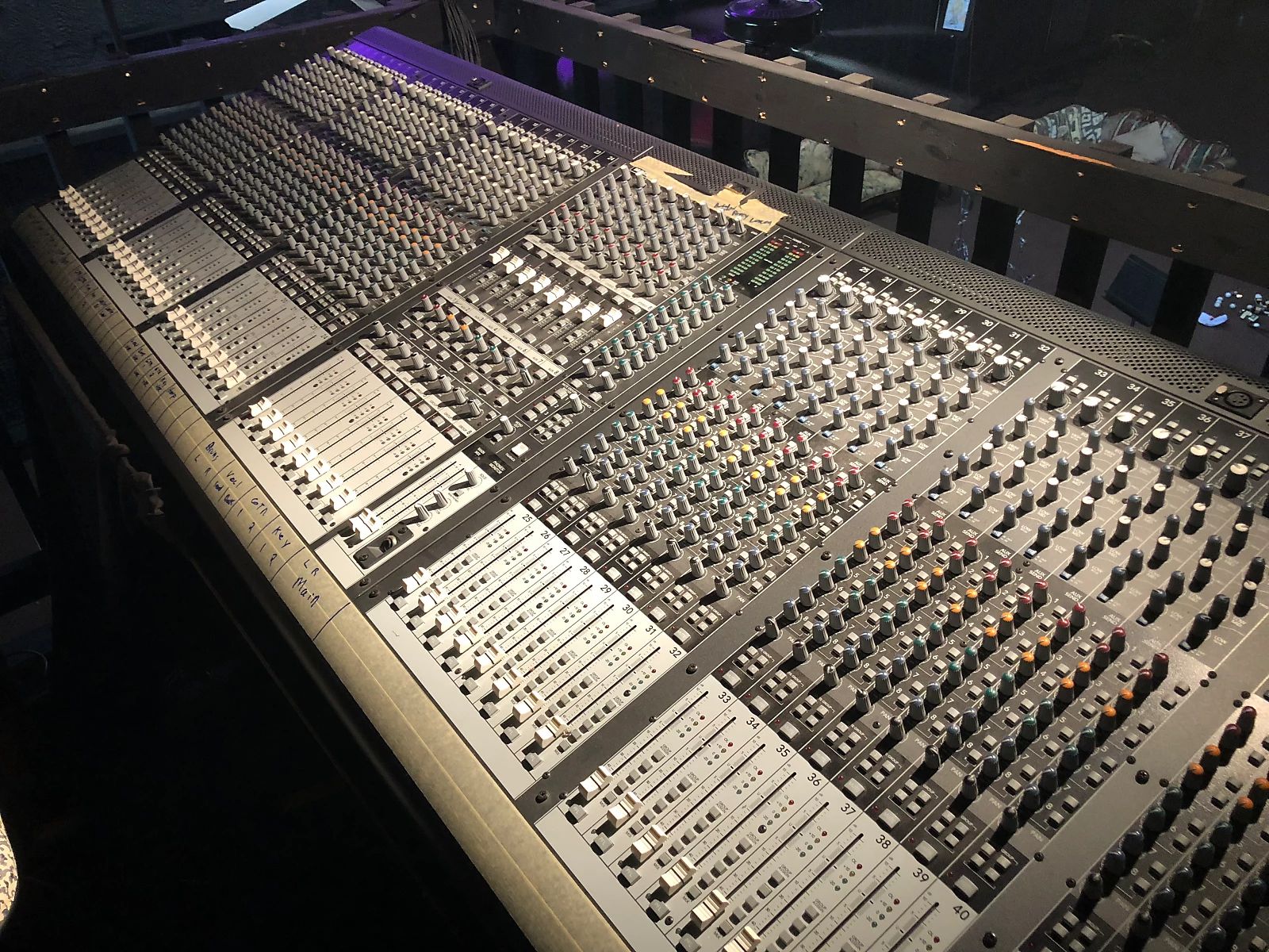 Mackie Onyx 4880 48-Channel 8-Bus Live Sound Reinforcement Console