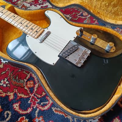 Fender Telecaster with Maple Fretboard Original 1975 Black image 6