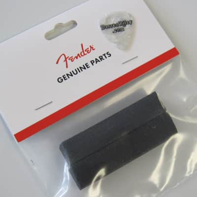 Fender USA Precision Bass Pickup Mounting Rubber Strips 0018556049