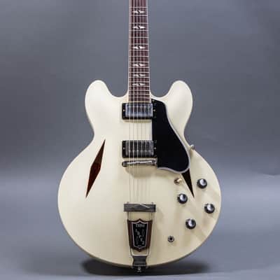 Gibson Custom '64 Trini Lopez 2022, Classic White image 3