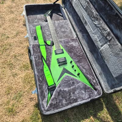 Kramer Dave Mustaine Signature Vanguard 2023 - Present - Rust In Peace Alien Tech Green image 2