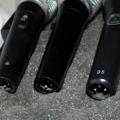 AKG D5 Standard Dynamic Vocal Microphone with 2 pyle mics in case image 5