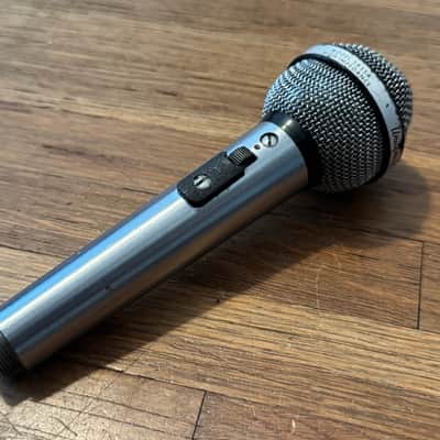 Vintage 1960’s Shure 585SA “Unisphere A” Dynamic Microphone with Cable + Clip. image 3