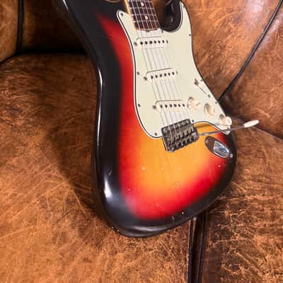 Fender Stratocaster 1964 - Sunburst - OHSC image 12