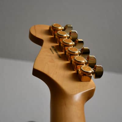 Fender American Design Series Modern Stratocaster 2014 - Tobacco Burst 3 Color image 14