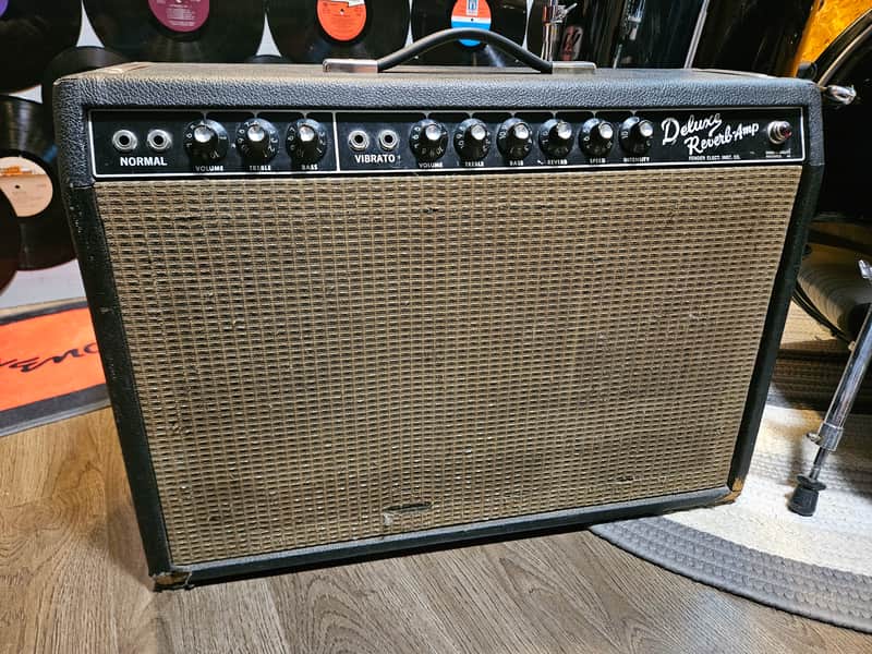 Fender Deluxe Reverb 2-Channel 22-Watt 1x12" Guitar Combo 1963 - 1967 - Black Panel image 1