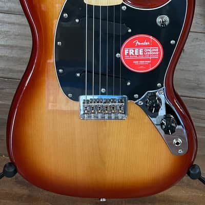 Fender Mustang 2022 - Sienna Sunburst / 6lbs. 8.6oz. #MX22271917 image 3