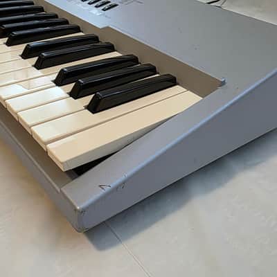 Yamaha CS2X Analog Modeling Synthesizer- Silver image 5