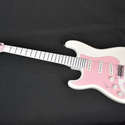 Custom Pre-order! Left Handed Stratocaster White Pink SSS 5-Way Wilkinson 60's WVS Alnico 5 image 3