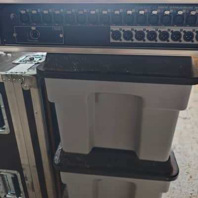Soundcraft SI Impact + Cover + Lamp + Stagebox + flights image 3