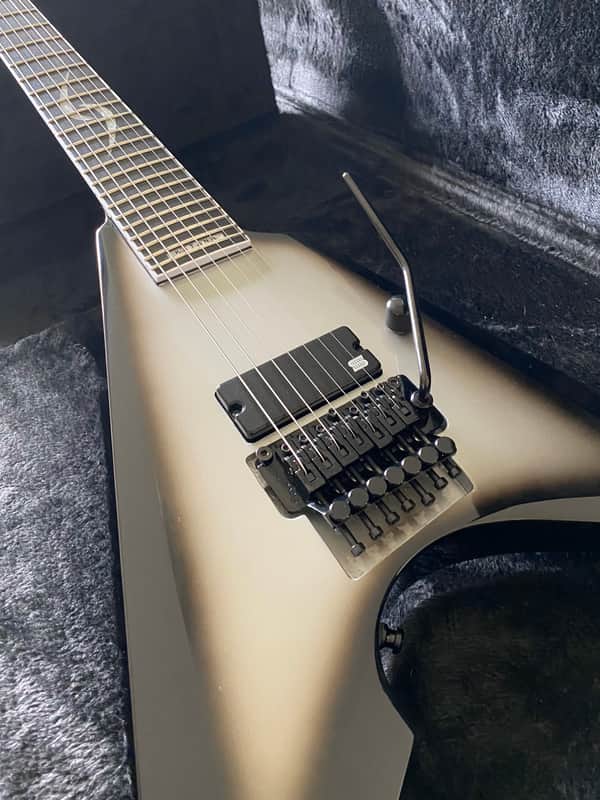 ESP E-II JESSE KATANA 7 Arrow エレキギター ESP Jesse Katana 7 - What To Know & Where To Buy | Equipboard