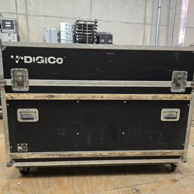 Digico SD10 Mixing Console image 10