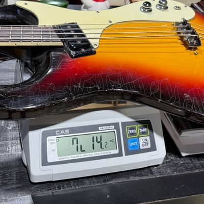 Mosrite Ventures Bass 1964 - 1st issue w/all early features Nitro'gard & Saucer knobs ready to enjoy ! image 12
