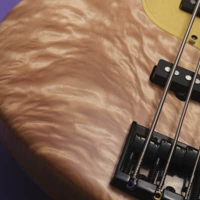 Moon JB-5 Active Custom - Quilt Maple image 3
