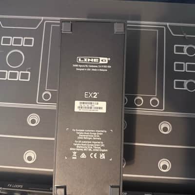 Line 6 Helix Stadium Floor 2025 - Present - Black, Includes the new Helix backpack and line 6 expression pedal image 4