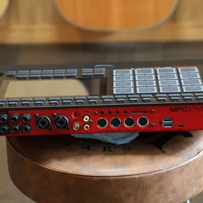 Akai MPC Live III Standalone Sampler / Sequencer 2025 - Present - Black image 4