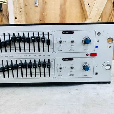 Klark Teknik DN360 2-Channel 31 Band Graphic Equalizer - Tested & Working #392 image 5