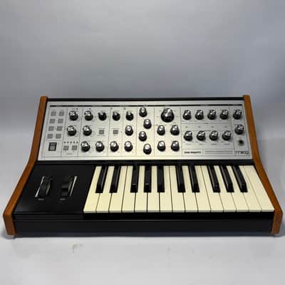 Moog Sub Phatty Analog Synthesizer