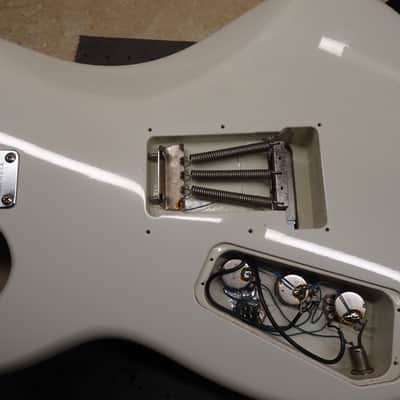 Rare Kramer Pacer Imperial USA 1984 Banana Headstock- Artic White image 10