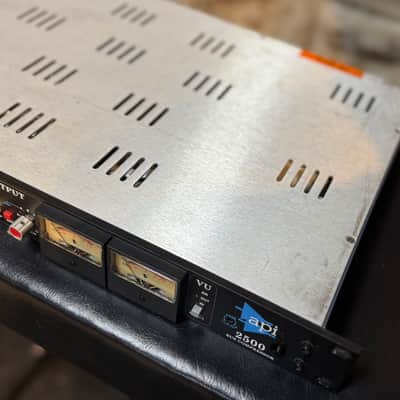 API 2500 Stereo Bus Compressor 2000 - 2019 - Black image 7