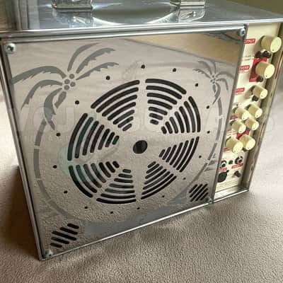 ASHDOWN EX-ANIMALS CHROME ACOUSTIC RADIATOR LTD ED ***V. RARE*** image 2
